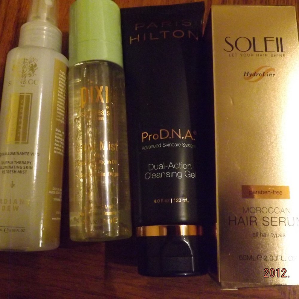 HIGH-END MYSTERY MAKE UP BOX